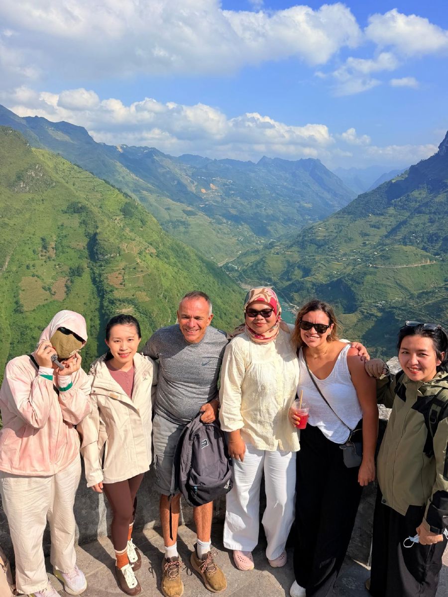 photography spots ha giang cao bang loop Photography-spots-on-the-Ha-Giang-and-Cao-Bang-loop-Ma-Pi-Leng-Pass